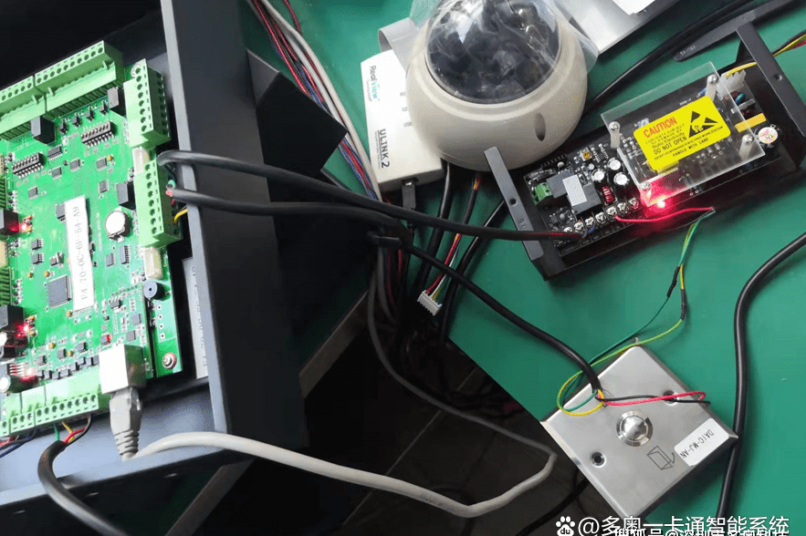 详细二维码、刷卡、人脸识别分体式门禁系统接线施工图及说明