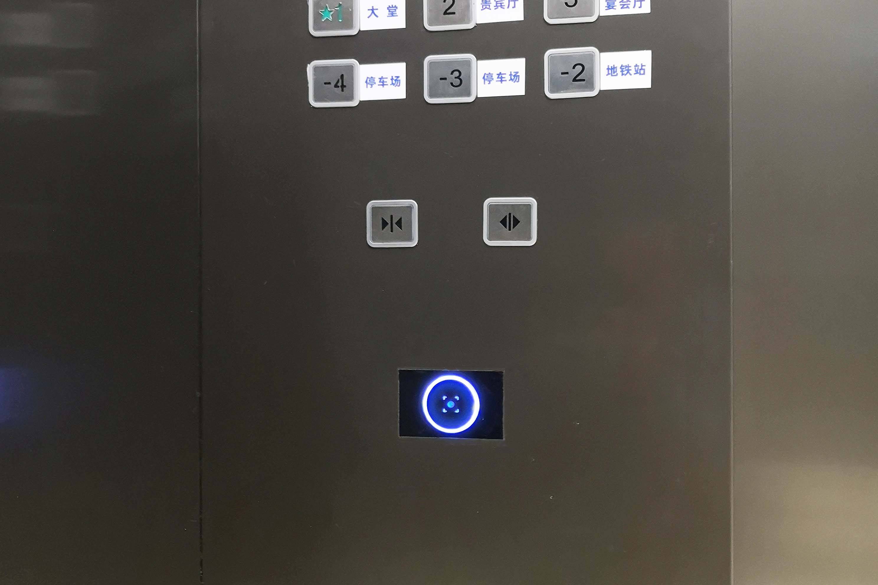 嵌入式二维码梯控：美丽实用相结合