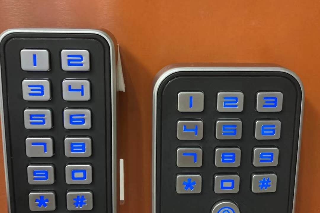 可靠且稳定的金属按键式门禁读头