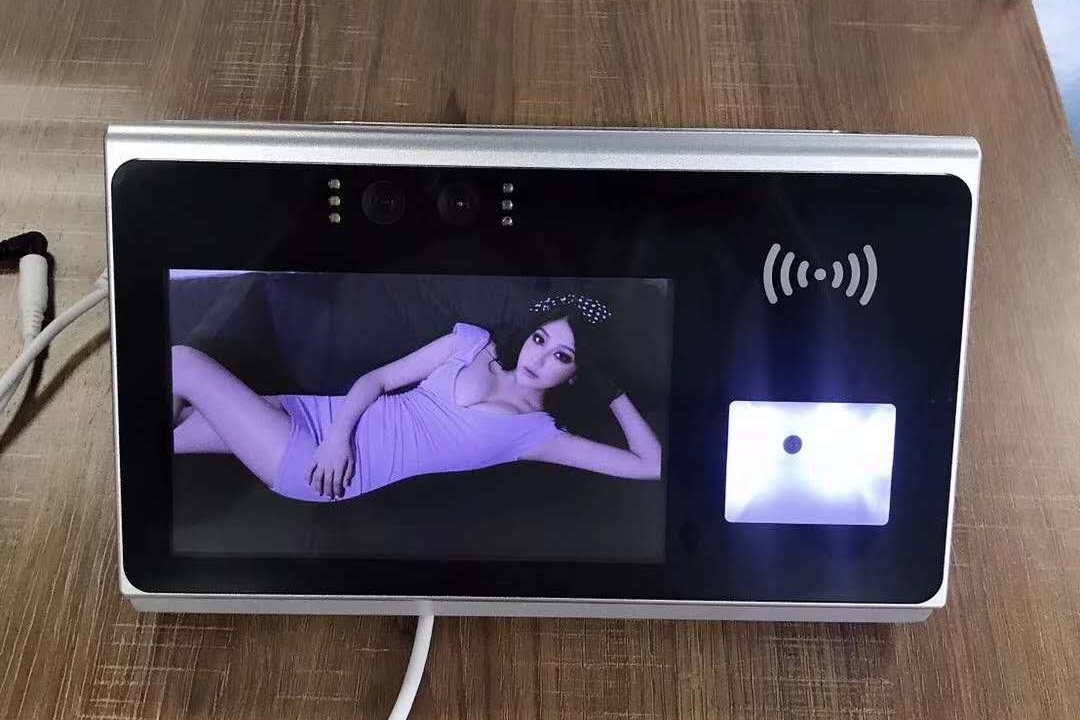 人脸、刷卡、二维码消费机：食堂、连锁餐饮、售饭机的智能支付新选择