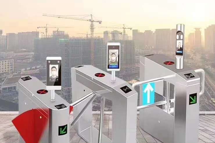 工地门禁智能刷卡二维码人脸识别系统，可连接LED屏幕展示