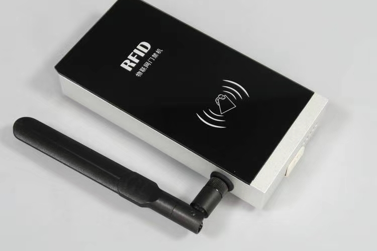 4G物联网门禁机：重新定义安全出入管理